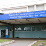 Descaso e Alagamentos: Córrego do Rio Negro é Novamente Invadido por Lixo em Mogi