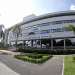 Alunos do Crescer Fazem Consultoria Real e Criam Dossiê de Melhorias para Empresa de Colega