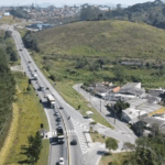 Prefeitura de Suzano Avança em Obras de Pavimentação no Jardim Casa Branca com Investimento de R$ 2,14 Milhões