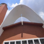 Descarte irregular de lixo revolta moradores de Jundiapeba