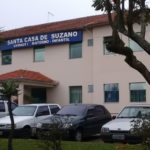 🚨 TRÂNSITO PARADO: Acidente entre carro e caminhão trava a Jorge Bei Maluf em Suzano