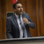 Mogi no Topo: Atletas do Badminton conquistam medalhas nacionais e recebem homenagem na Câmara