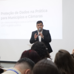 Bebê recebe alta após 35 dias na UTI Neonatal em Suzano