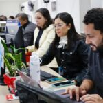 Campanha do Agasalho mobiliza Suzano e arrecada 10 mil itens em ação porta a porta