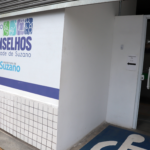 Fiscalização ambiental recolhe caçamba sem cadastro na Vila Urupês em Suzano